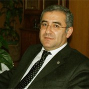 Ekrem Erdem